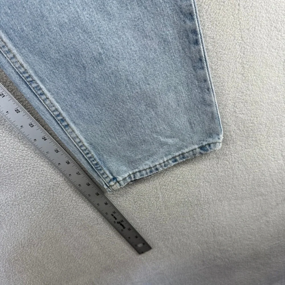 Vintage Levis jeans men's 42x30 Fits 39x29 Blue Light Wash 550 Relaxed Taper USA